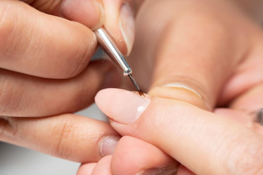 Step-by-Step Guide to Push Back and Trim Your Cuticles Safely