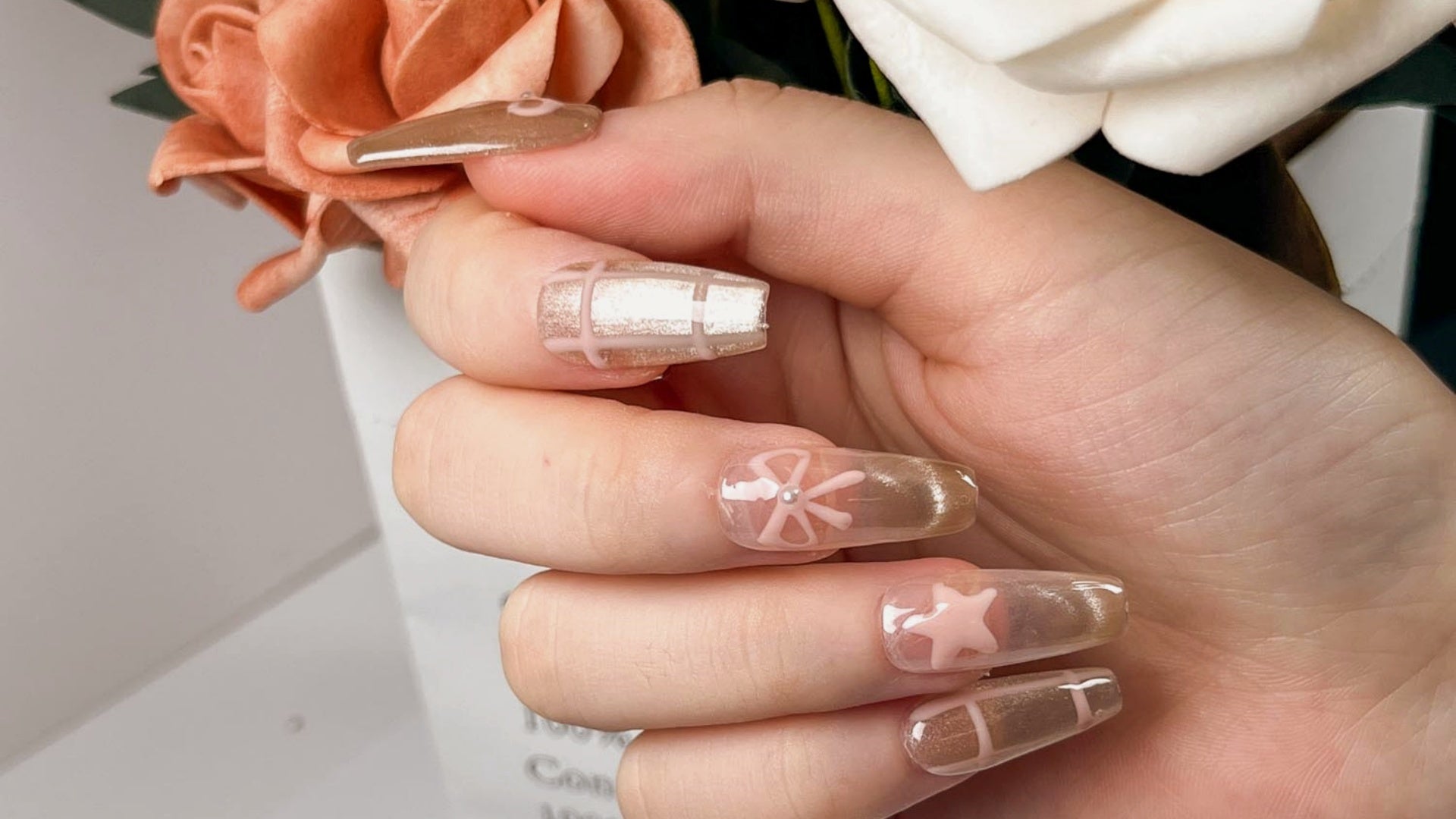 How to apply your press on nails?