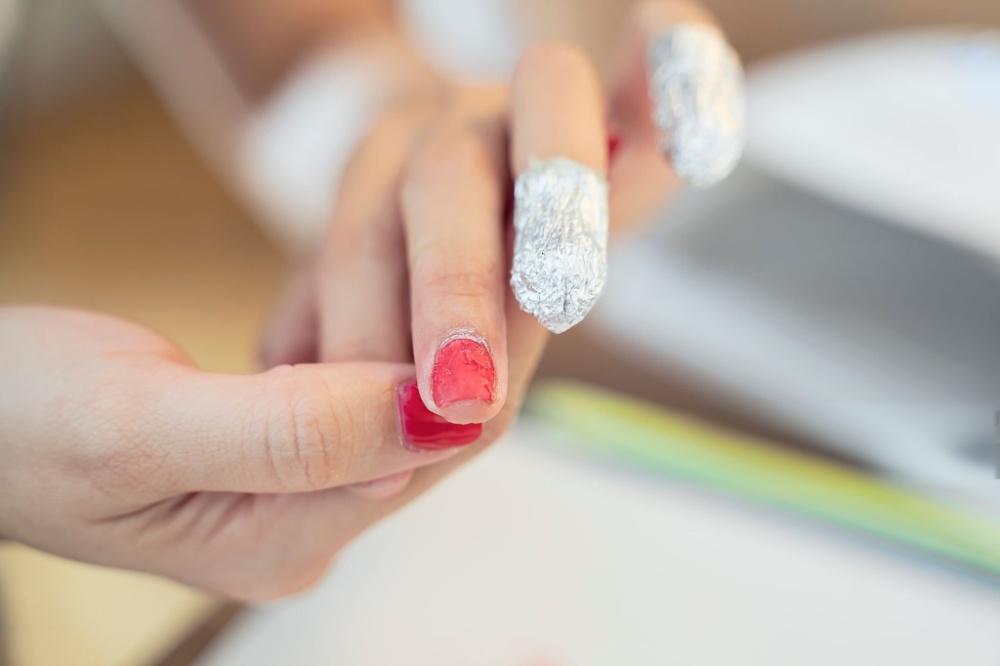 The Ultimate Guide to Safely Removing Nail Polish