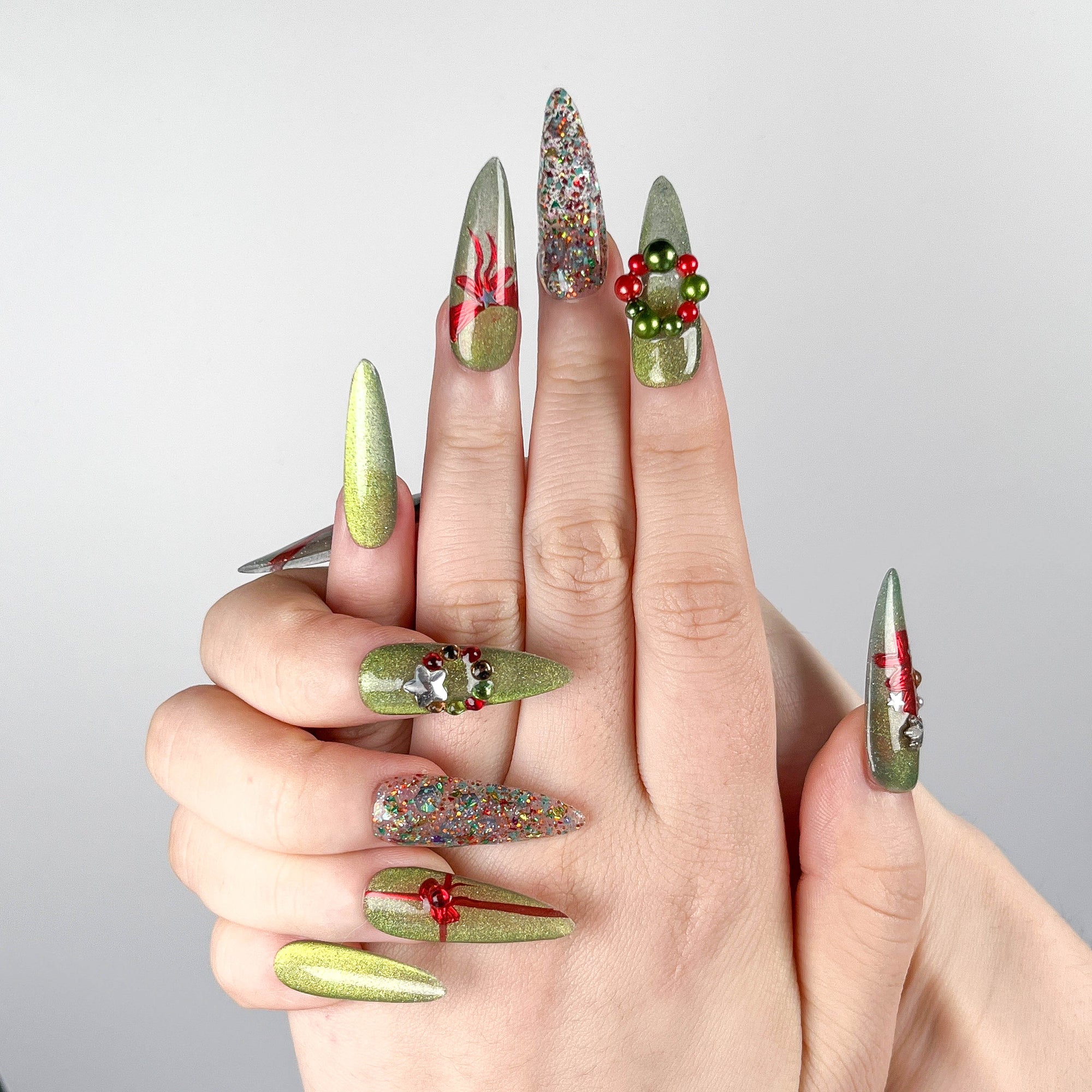 Glistening Greenery Press on Nails